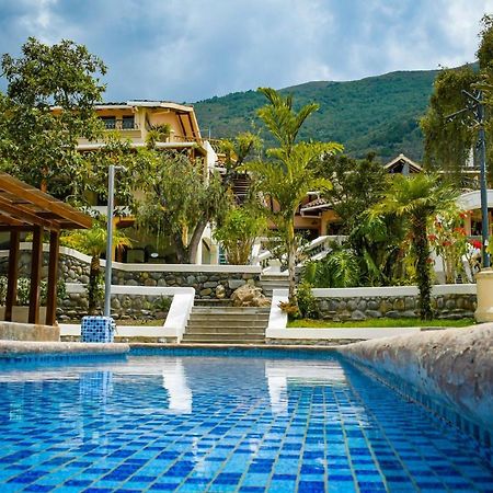 Uzhupud Garden Hotel & Lodge Paute Bagian luar foto