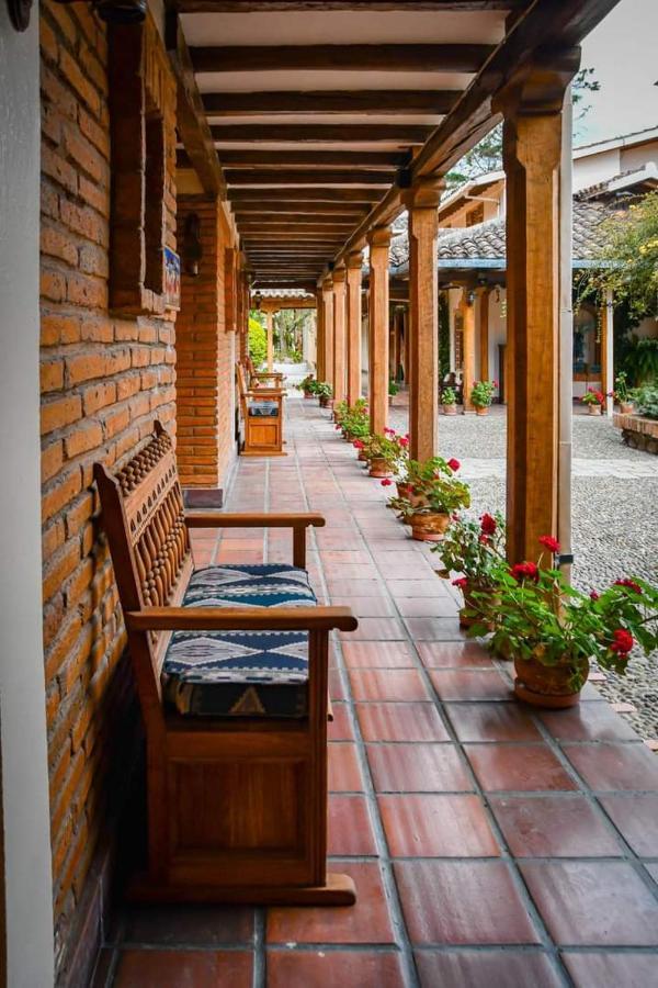 Uzhupud Garden Hotel & Lodge Paute Bagian luar foto