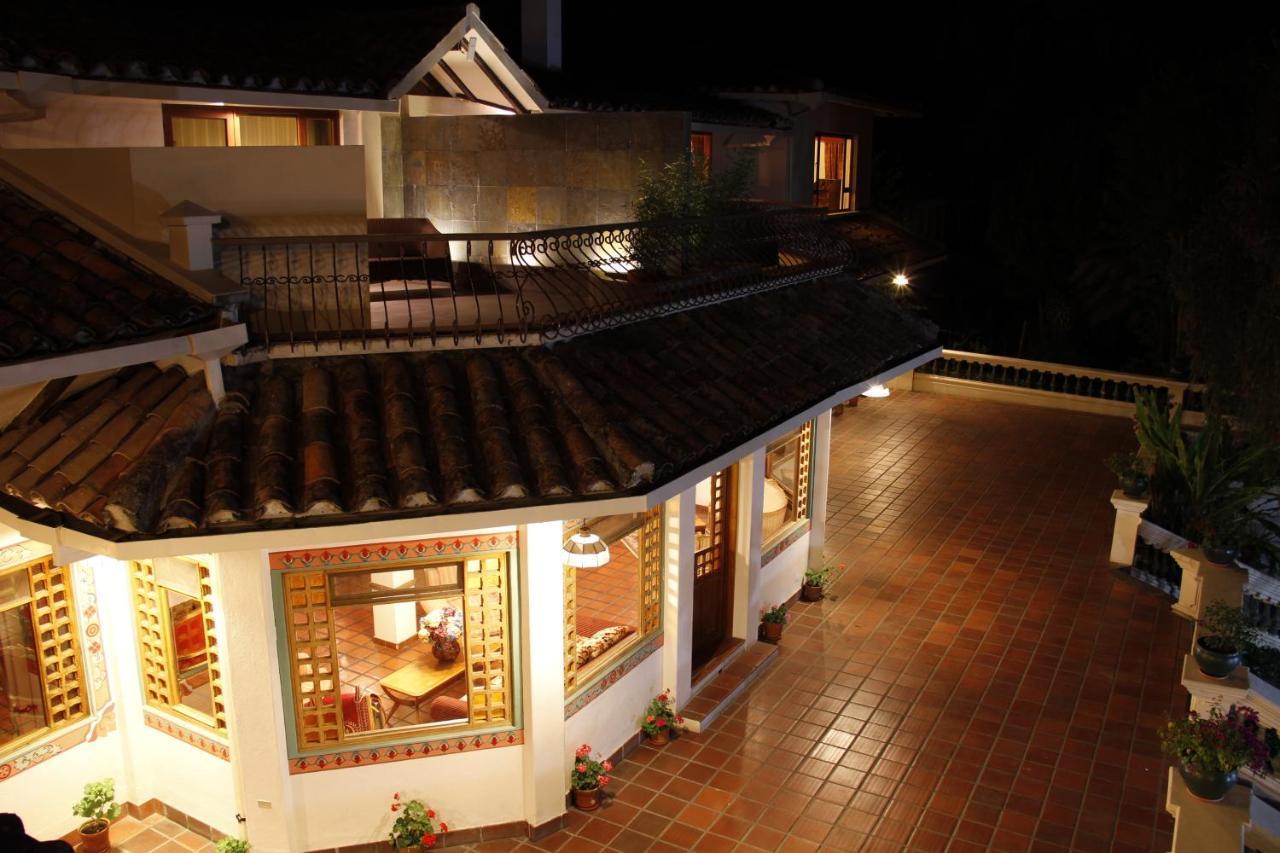 Uzhupud Garden Hotel & Lodge Paute Bagian luar foto