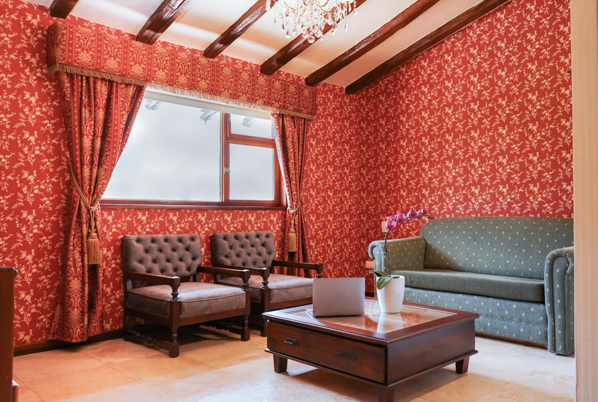 Uzhupud Garden Hotel & Lodge Paute Bagian luar foto