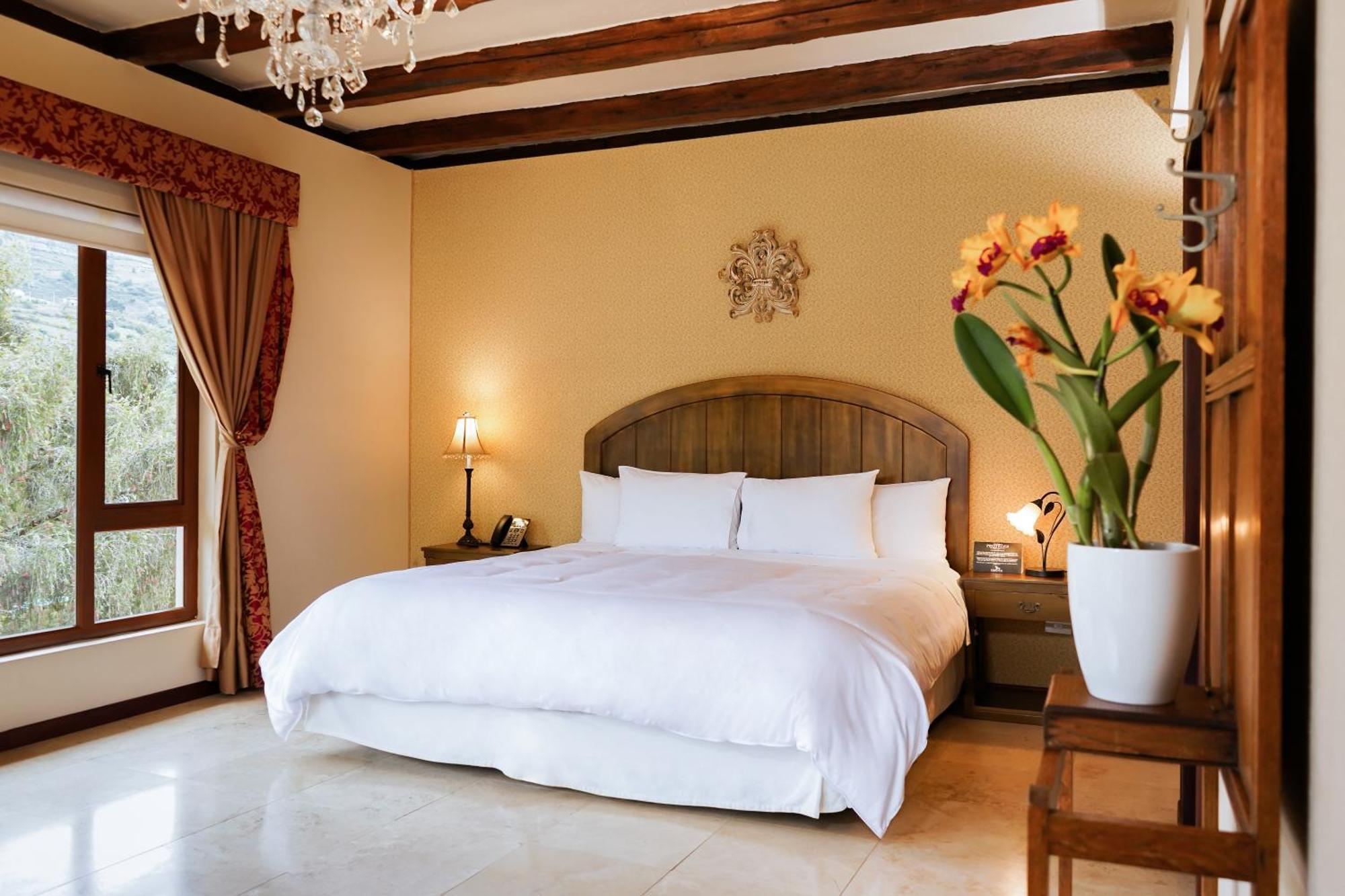 Uzhupud Garden Hotel & Lodge Paute Bagian luar foto
